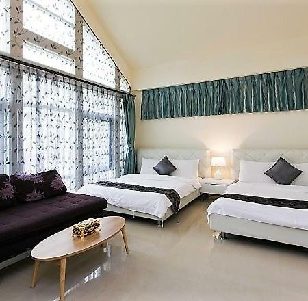 Bear Giant Castle Apartamento Hualien Exterior foto